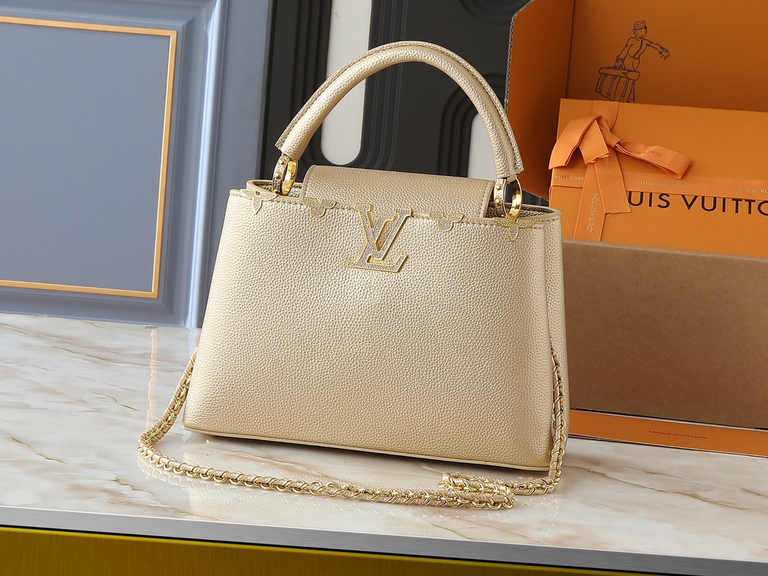 Louis Vuitton LV Classic Handbag Premium Canvas Model M46279 Monogram Pattern Weekend Getaway Fashion Accessory